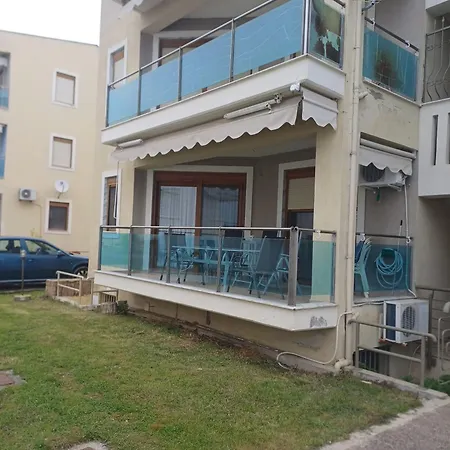 Paralia Ofriniou Sea View Apartament